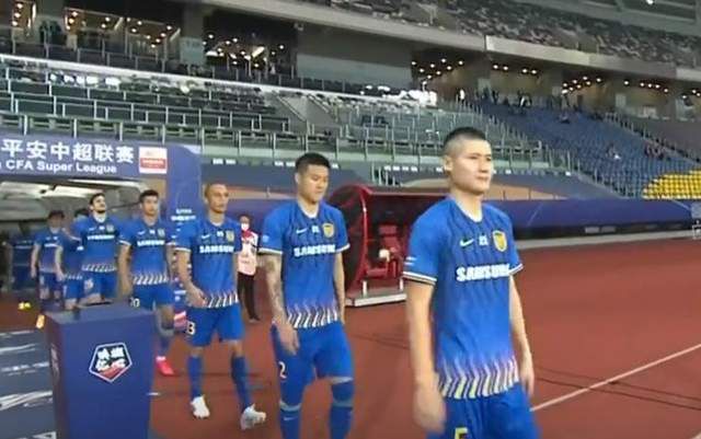 全场比赛结束，AC米兰2-3亚特兰大！
